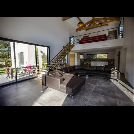 Βίλα L'orangerie, 4 Bedrooms, 8 People, Pool, Lecci