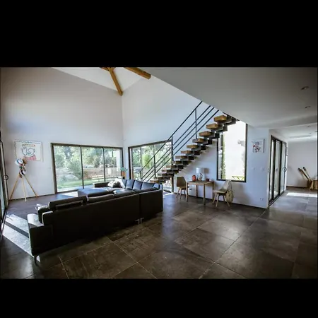 ヴィラ L'orangerie, 4 Bedrooms, 8 People, Pool,