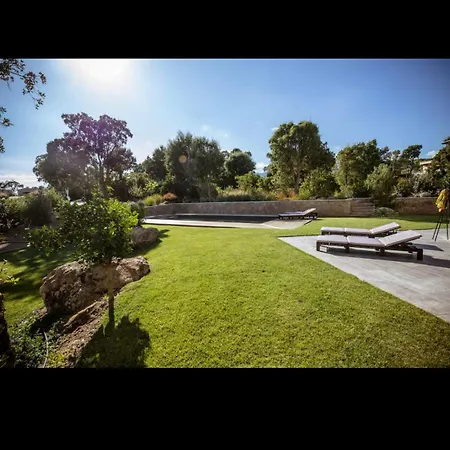 L'orangerie, 4 Bedrooms, 8 People, Pool, Villa Lecci