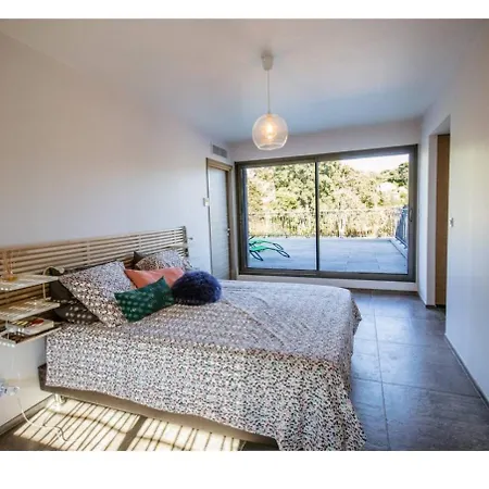 L'orangerie, 4 Bedrooms, 8 People, Pool, ヴィラ